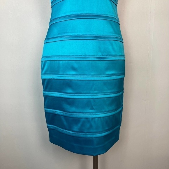 AMERICAN Living Satin Bandage Surplice Bodycon Turquoise Sleeveless Dress Size 6 - Picture 3 of 12